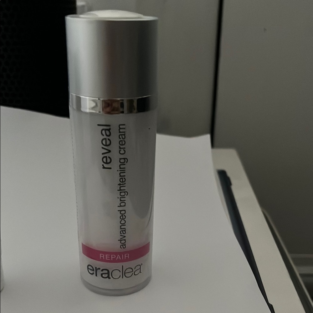 Eraclea Reveal Advanced Brightening Cream